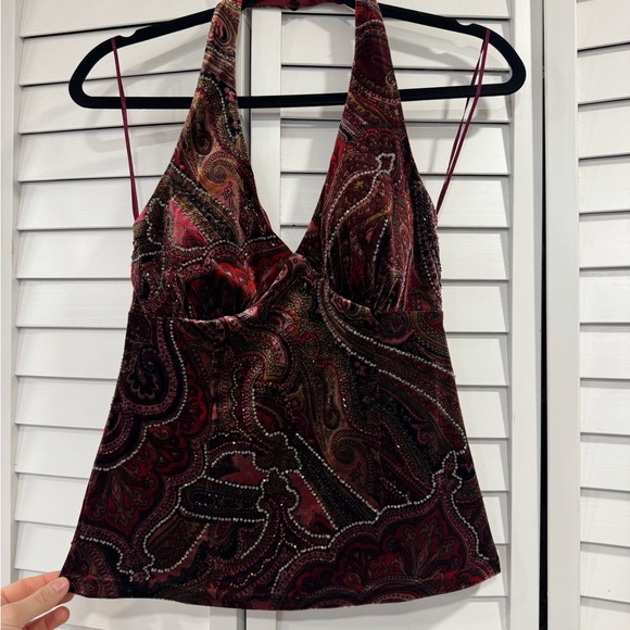 Beautifully Beaded Cache Top - Picture 3 of 8